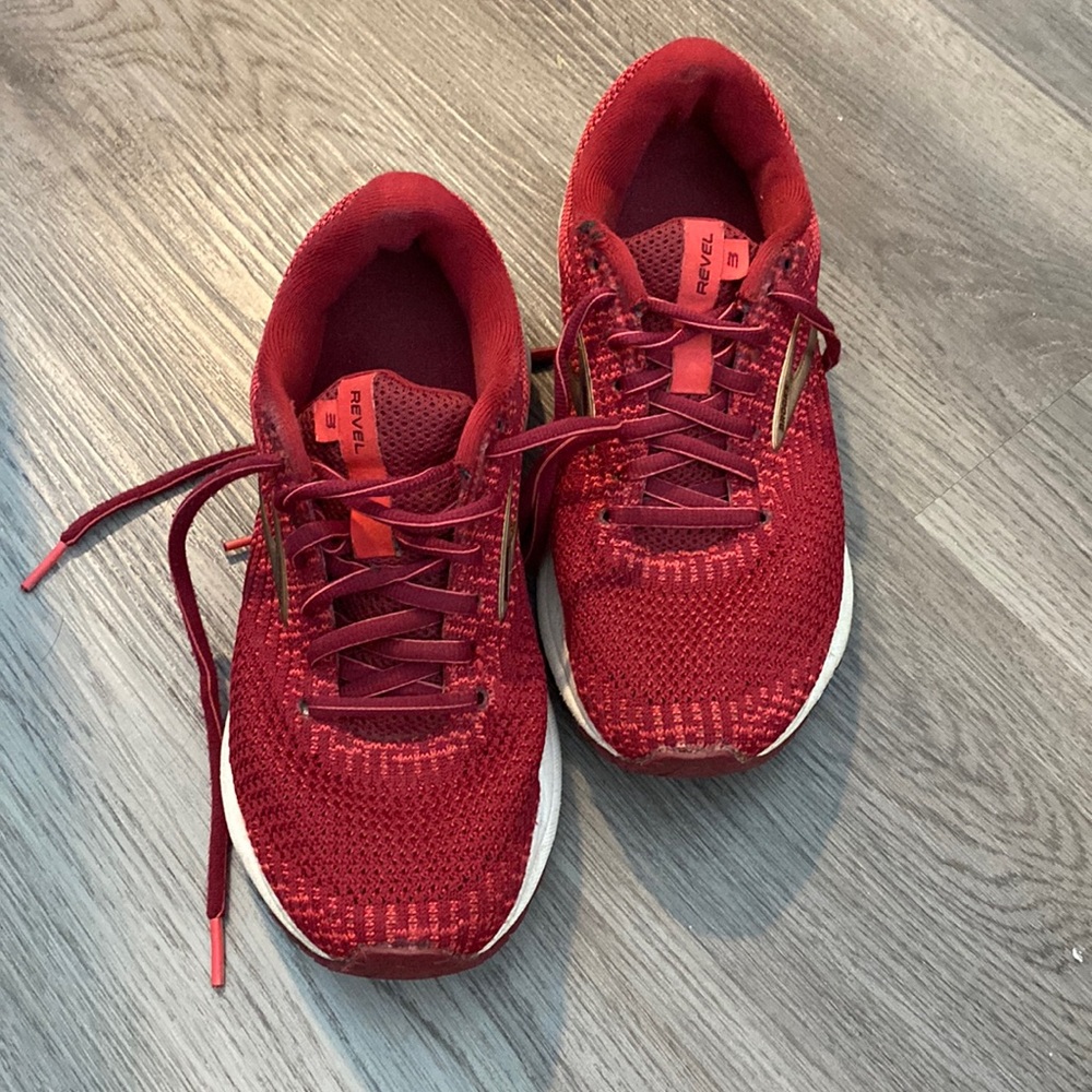 Brooks Revel 3